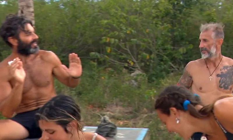 Survivor 14/3: Χοντρό σκηνικό με Μαρτίκα και Τάκη -  «Είσαι κλέφτης και απατεώνας»