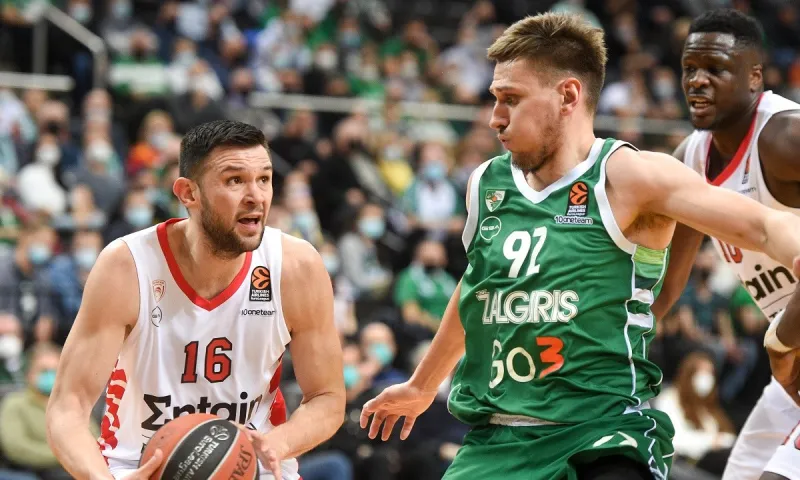 Ζαλγκίρις- Ολυμπιακός 73-84: Φέρνει τα πλέι οφ στο ΣΕΦ