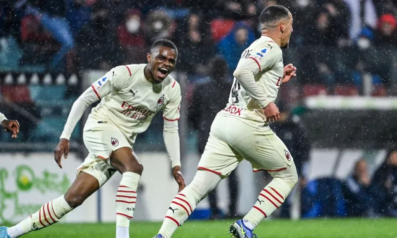 Serie A: Ποίηση στη βροχή από Μπενασέρ και ξανά πρωτιά για Μίλαν - Η βαθμολογία