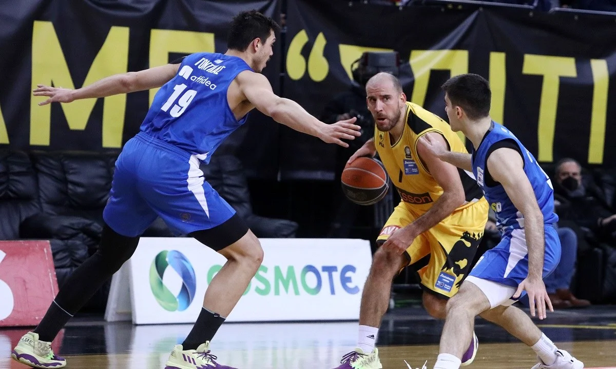 Δύο θρίλερ, στο Περιστέρι και στο Λαύριο περιλάμβανε η πρώτη δόση της 18ης αγωνιστικής της Basket League ενώ η ΑΕΚ (ειδικά) και η Λάρισα δεν είχαν τόσο δύσκολο έργο.