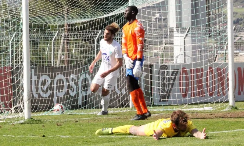 Super League 2 - 2ος όμιλος: Πεντάρα ο Λεβαδειακός, δεν το γύρισε η Καλαμάτα - Αποτελέσματα - Βαθμολογία (highlights)
