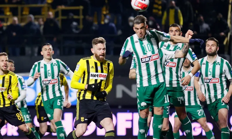 Άρης - Παναθηναϊκός 0-0: Έμεινε όρθιο το μισό «τριφύλλι»