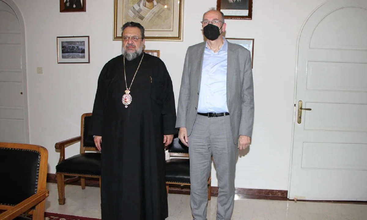 Ο Πρόεδρος της ΕΟΚ, Βαγγέλης Λιόλιος βρέθηκε στην Καλαμάτα με αφορμή τις εορταστικές εκδηλώσεις στις 22 και 23 Μαρτίου.
