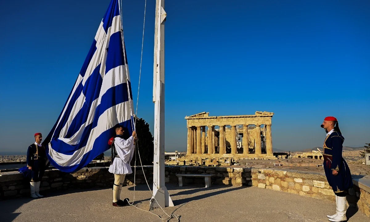 Παρακολουθήστε σε ζωντανή σύνδεση με το κρατικό κανάλι η παρέλαση για την 25η Μαρτίου και όλες οι εκδηλώσεις για την Εθνική μας επέτειο.