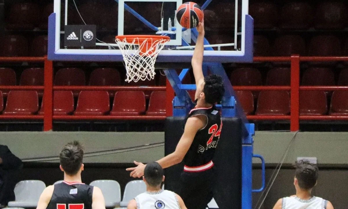 Ο Αλέξανδρος Σαμοντούροβ έχει τραβήξει επάνω του όλα τα βλέμματα στο AGNT Tournament που διεξάγεται αυτές τις ημέρες στην Πάτρα.
