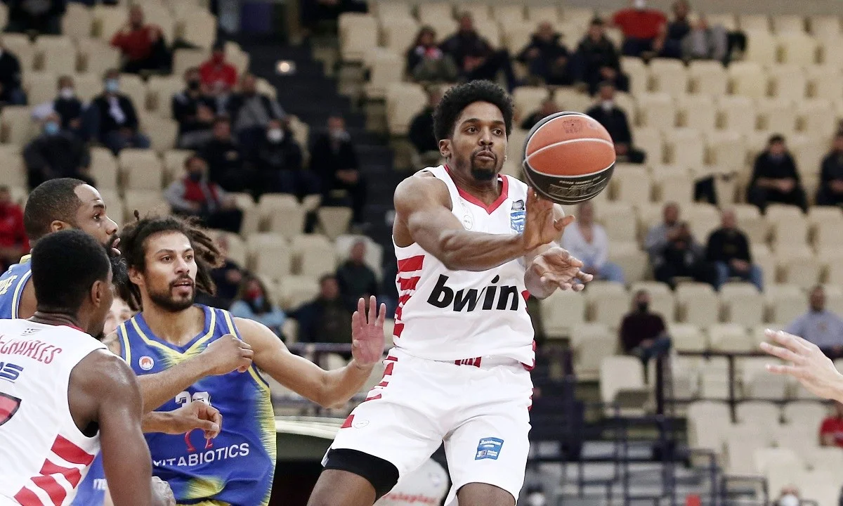Βαθμολογία Basket League: Δείτε πως διαμορφώθηκε η βαθμολογία της Basket League μετά τη νίκη του Ολυμπιακού επί του Περιστερίου.