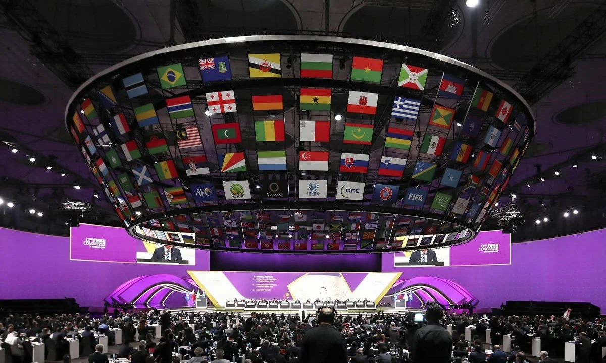 Υπενθυμίζεται πως η FIFA και η UEFA έχουν αποφασίσει να αποκλείσουν όλες τις ρωσικές ομάδες