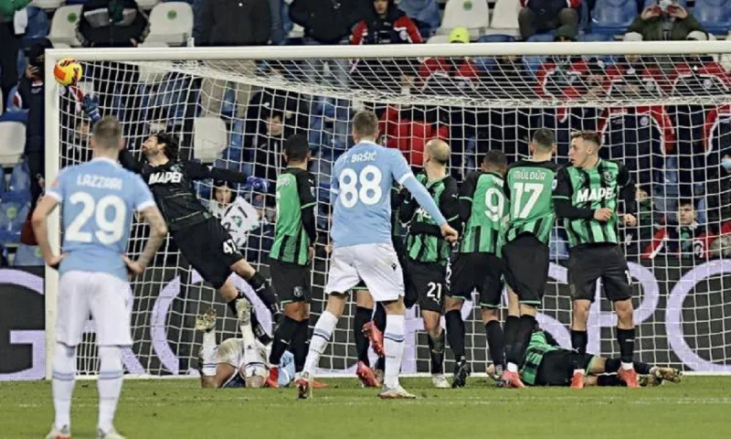 Λάτσιο - Σασουόλο 2-1: Ο Κυριακόπουλος και η παρέα του ηττήθηκαν 2 μήνες μετά - Η βαθμολογία της Serie A