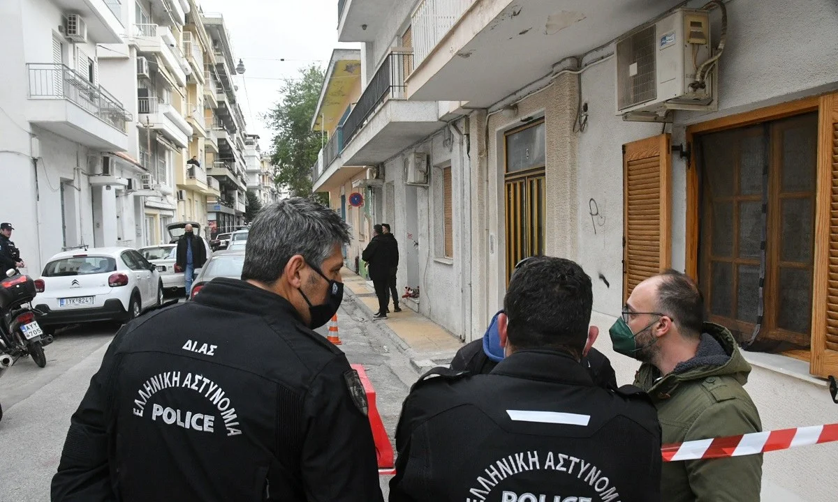 Πάτρα: Ο απόστρατος αξιωματικός της ΕΛ.ΑΣ., Χρήστος Ρουγκάλας, εκτιμά ότι θα υπάρξουν ακόμη τρεις συλλήψεις! 