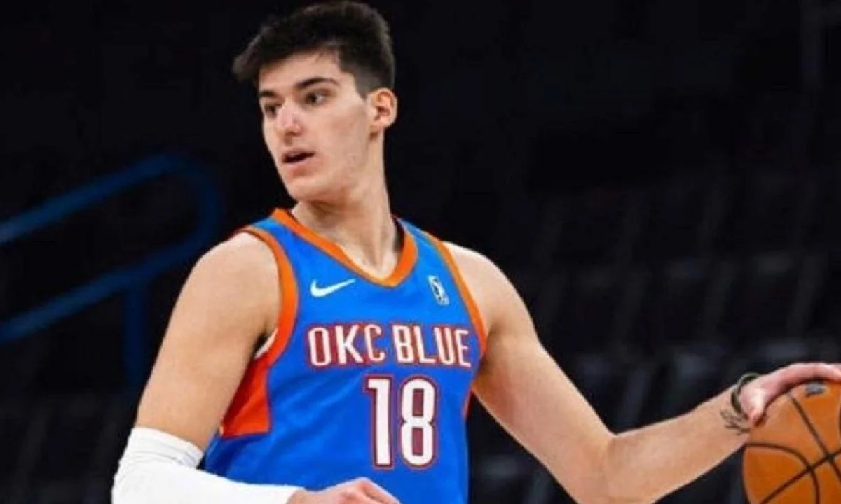 Ξανά στο NBA βρίσκεται ο Γιώργος Καλαϊτζάκης αφού οι Οκλαχόμα Σίτι Θάντερ του προσέφεραν δεκαήμερο συμβόλαιο.