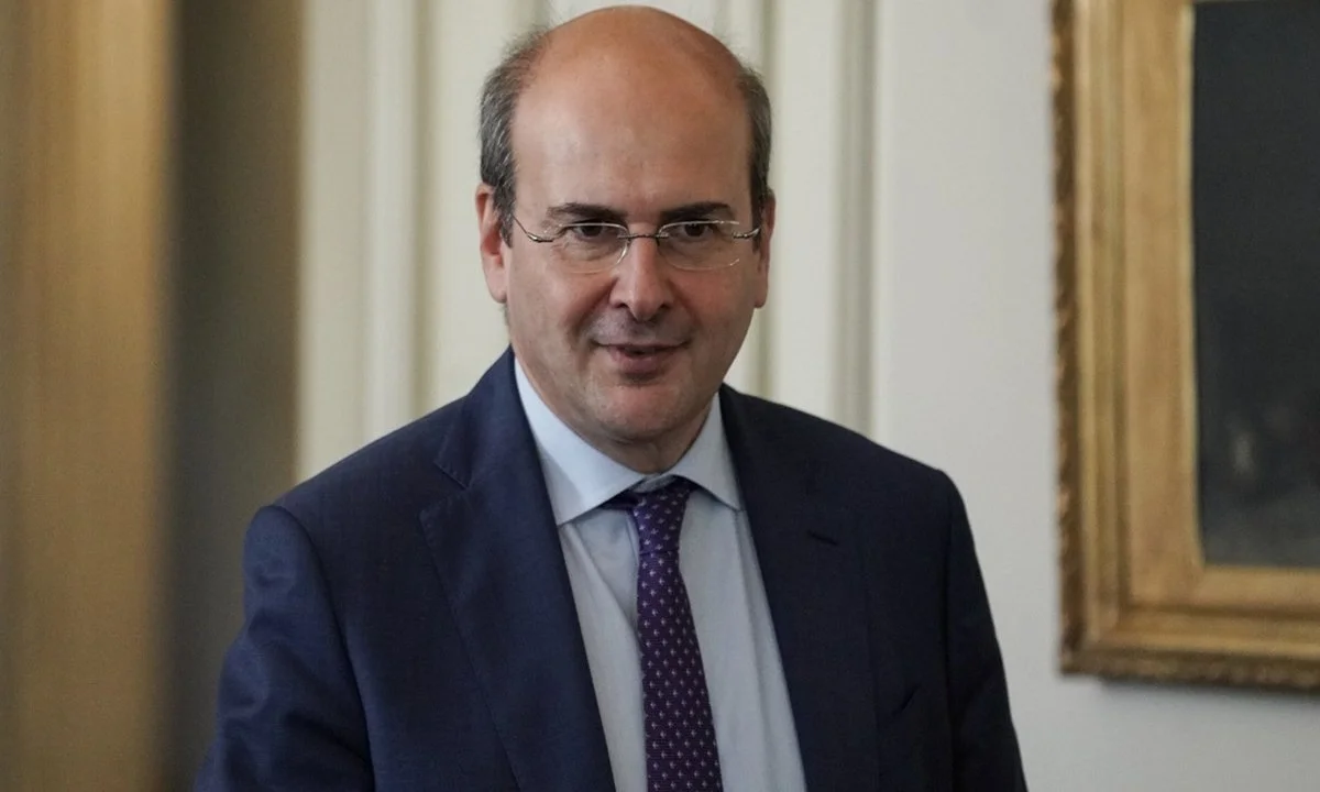 Η κυβέρνηση επιχειρεί να «ρίξει» την ανεργία, όχι με νέες θέσεις εργασίας, άλλα με απαράδεκτα τεχνάσματα του Κωστή Χατζηδάκη στη λειτουργία του ΟΑΕΔ.