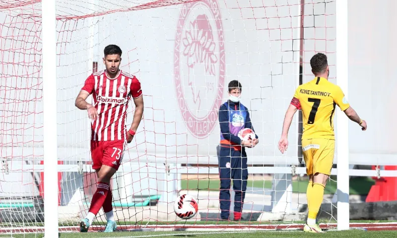 Super League 2 - 1oς όμιλος: Eύκολα (4-0) ο Ολυμπιακός Β’, «καίγεται» για βαθμούς ο Θεσπρωτός  - Βαθμολογία