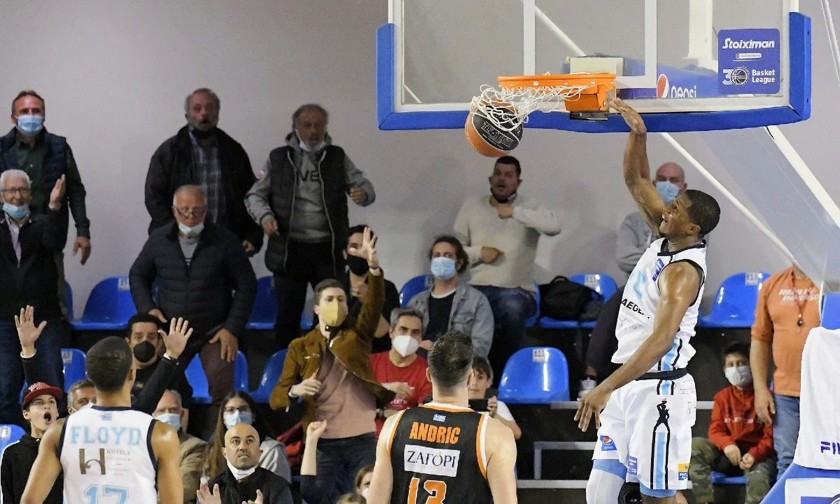 Κολοσσός Ρόδου - Προμηθέας Πάτρας 68-61: Χάρη σε πολύ γεμάτη εμφάνιση ο Κολοσσός πήρε την 11η νίκη του. Έκτη ήττα αυτή για τον Προμηθέα.