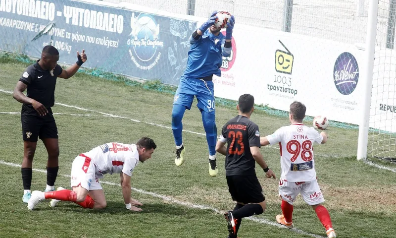 Super League 2: Βόμβα από Πανσερραϊκό - Κατήγγειλε τον Απόλλωνα Πόντου