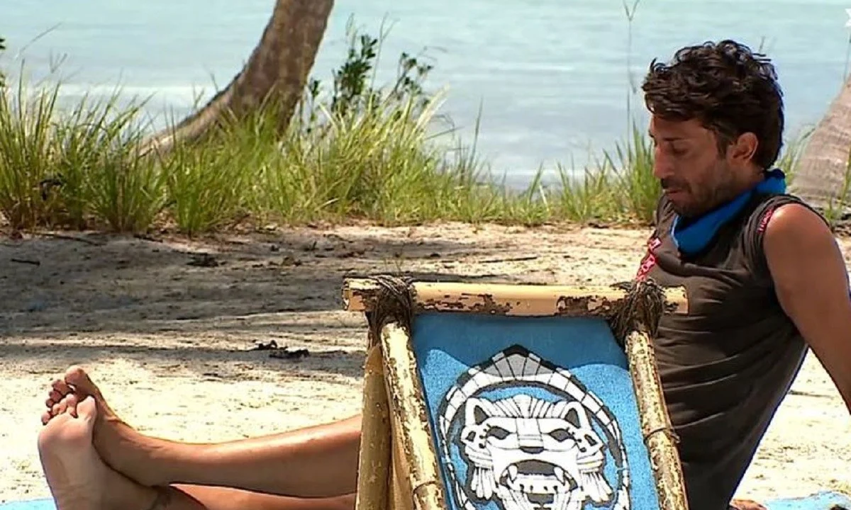 Survivor 11/4: Ξένο σώμα για τους Μπλε ο Κωνσταντίνος Εμμανουήλ, ο οποίος το έριξε στην περισυλλογή και τη... γυμναστική