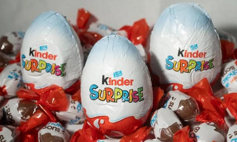 Kinder: Απέσυραν σχεδόν τα πάντα - Εκατοντάδες κρούσματα σαλμονέλας σε παιδιά - Τι γίνεται στην Ελλάδα