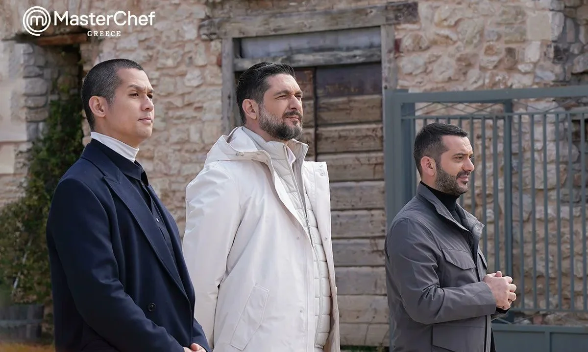 MasterChef Twitter 13/4: Επικά γέλια στο Twitter προκάλεσε το επεισόδιο του MasterChef τη Δευτέρα 13/4/22. «Γραφείο τελετών οι τρεις κριτές»!