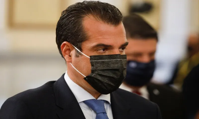 Εμπαιγμός για τους άνω των 60: «Σκέψεις για διαγραφή του προστίμου μόνο αν εμβολιαστούν» είπε ο Θ. Πλεύρης!