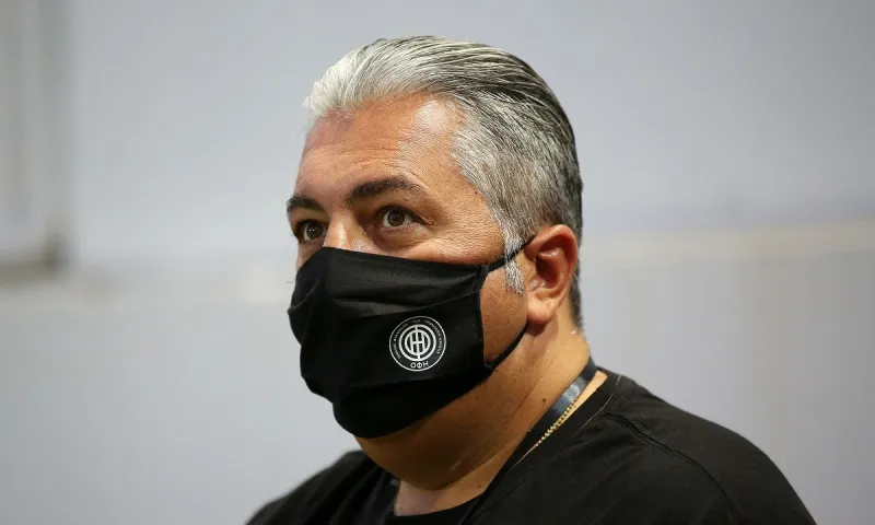 ΟΦΗ: Το πήρε πάνω του ο Μπούσης - πρόταση επέκτασης στον Νιόπλια!