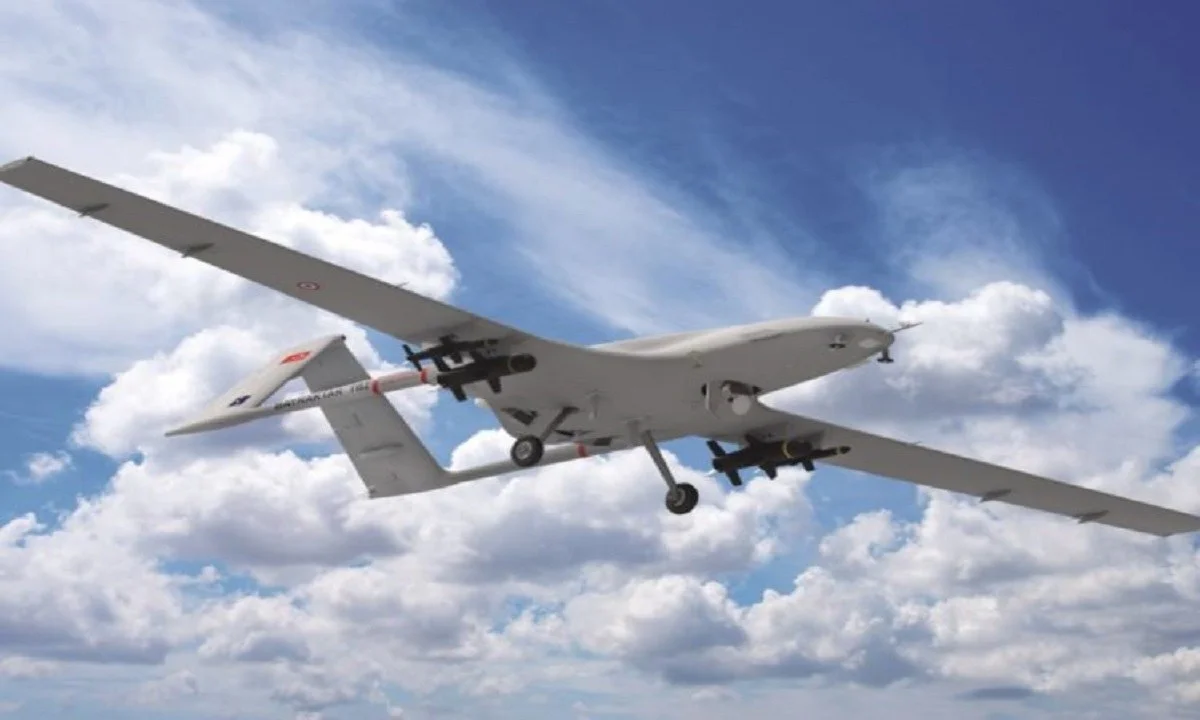 Bayraktar: Τουρκικά drone εμπλέκονται στην βύθιση της ρωσικής ναυαρχίδας στη Μαύρη Θάλασσα