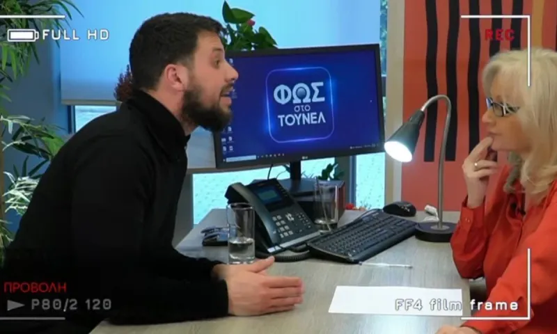 Φως στο Τούνελ 15/4 - Μάνος Δασκαλάκης: «Ζούσε όμως» - Το 2ο μέρος της συνέντευξης στη Νικολούλη