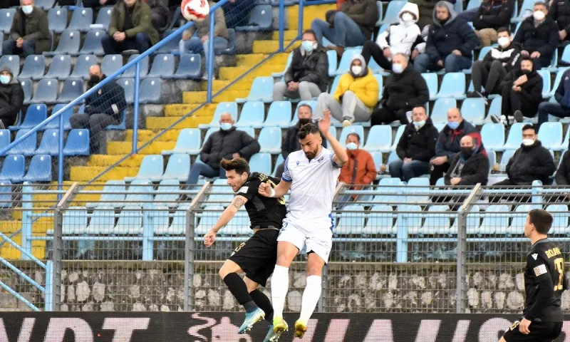 Λαμία - Ιωνικός 0-1 (ΤΕΛΙΚΟ)