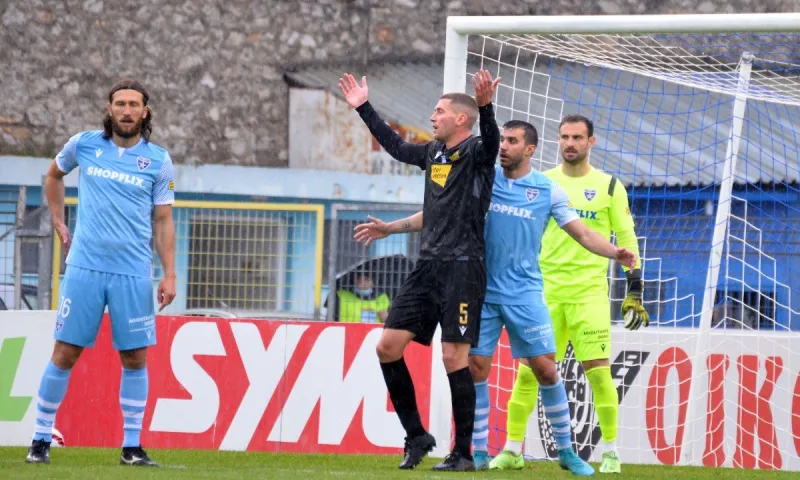 Λαμία - Ιωνικός 0-1: Ο Ιωνικός «καθάρισε», η Λαμία μπαράζ και αν! (highlights)