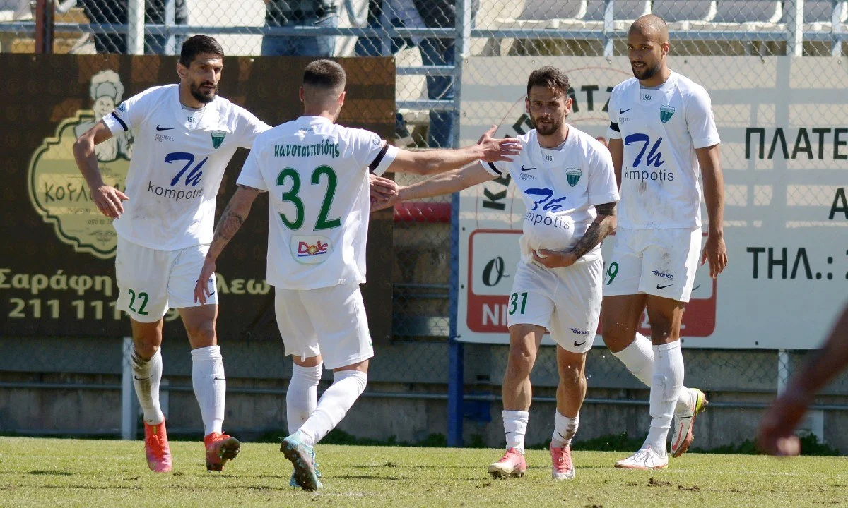 Super League 2 - 2oς όμιλος: Τρίποντο και ένα βαθμό μακριά από το μπαράζ ο Λεβαδειακός. Νέα ήττα για τον ΟΦ Ιεράπετρας από την ΑΕΚ Β'.