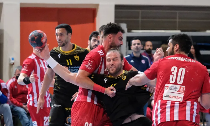 ΑΕΚ - Ολυμπιακός 28-24: Φουλ για κούπα οι «κιτρινόμαυροι»!