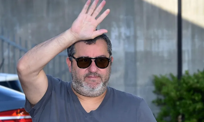 Μίνο Ραϊόλα: Η επόμενη μέρα μετά το θάνατο του μεγάλου ατζέντη – Αυτός αναλαμβάνει το γραφείο του!