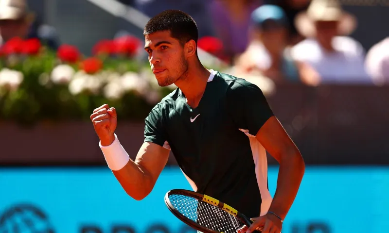 Madrid Open: Ο απίστευτος Αλκαράθ απέκλεισε το ίνδαλμά του - «Τρόμαξαν» με θεατή