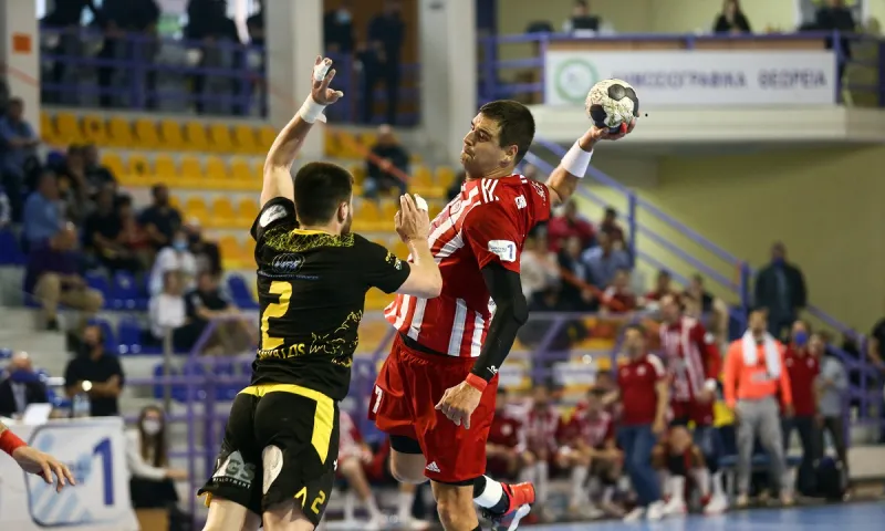 ΑΕΚ - Ολυμπιακός 26-29: «Ερυθρόλευκο» break και προβάδισμα τίτλου!