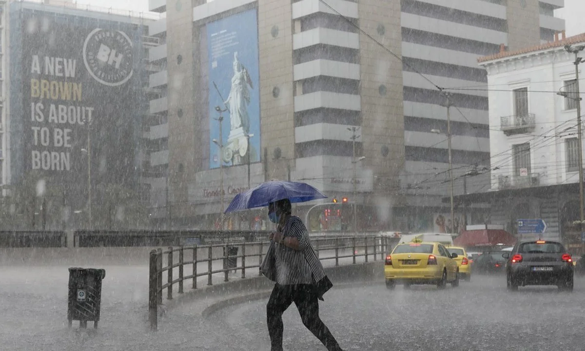 Καιρός (8/5): Το Εθνικό Αστεροσκοπείο Αθηνών μας ενημερώνει για την εξέλιξη που θα έχει ο καιρός την Κυριακή 8 Μαΐου 2022. Βροχές, καταιγίδες.