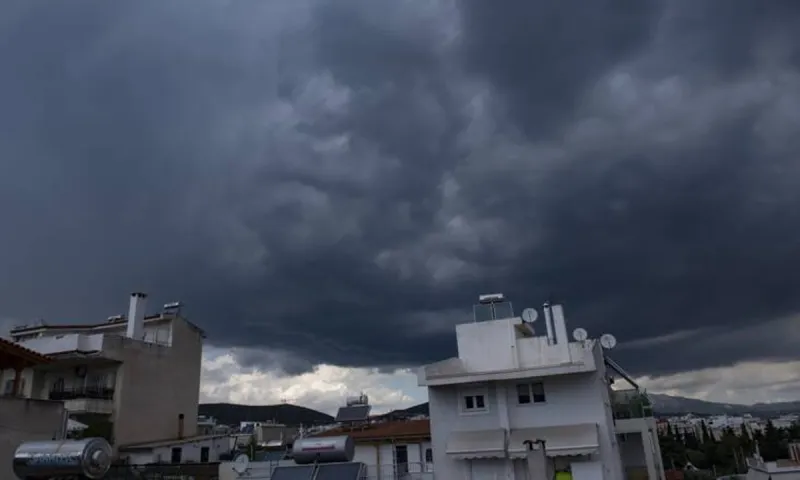 Καιρός 9/5: Βροχές στα Δυτικά και τα Νότια τη Δευτέρα - Συννεφιά σε Αθήνα, Θεσσαλονίκη