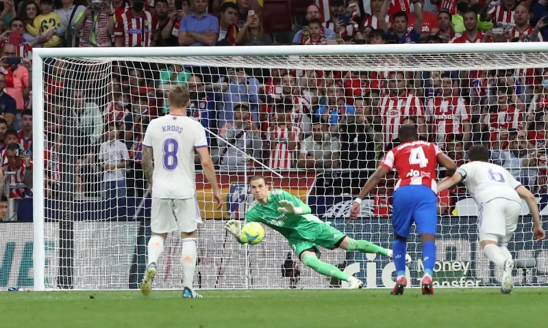 LaLiga: Κανένα pasillo! Η πρωταθλήτρια Ρεάλ Μαδρίτης υποκλίθηκε στην Ατλέτικο