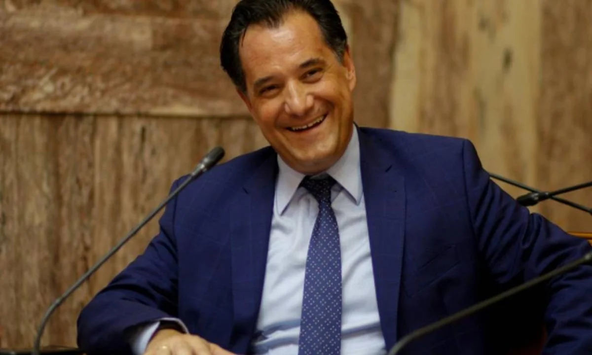 Μόνο πυροτεχνήματα δεν έριξε ο Άδωνις Γεωργιάδης, για τα «ψαλιδισμένα» υπερκέρδη των ιδιωτών παρόχων που εντοπίζει η ΡΑΕ.