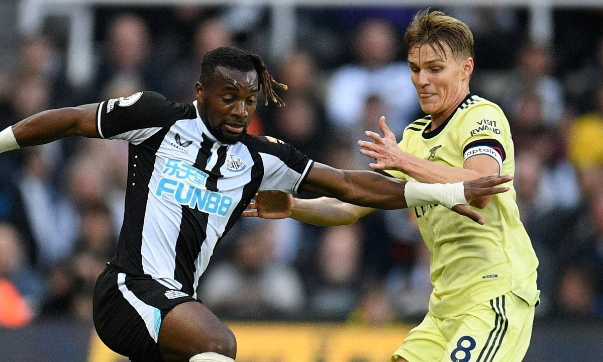 Premier League: Η Άρσεναλ ηττήθηκε 2-0 από την Νιούκαστλ και βλέπει το Champions League να απομακρύνεται πλέον... επικίνδυνα.