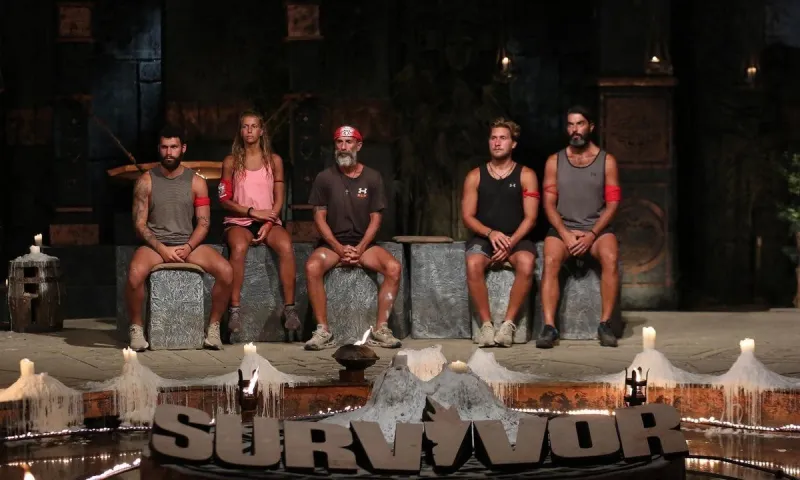 Survivor highlights 20/5: Αισχρά «γαλλικά» Καραγκούνια κατά Μαρτίκα - Ο Σχίζας έλιωσε με την Παναγιώταρου!