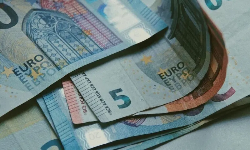 Προσοχή: Δείτε αν είστε εσείς που σήμερα πήρατε 4.500 ευρώ στο λογαριασμό σας!