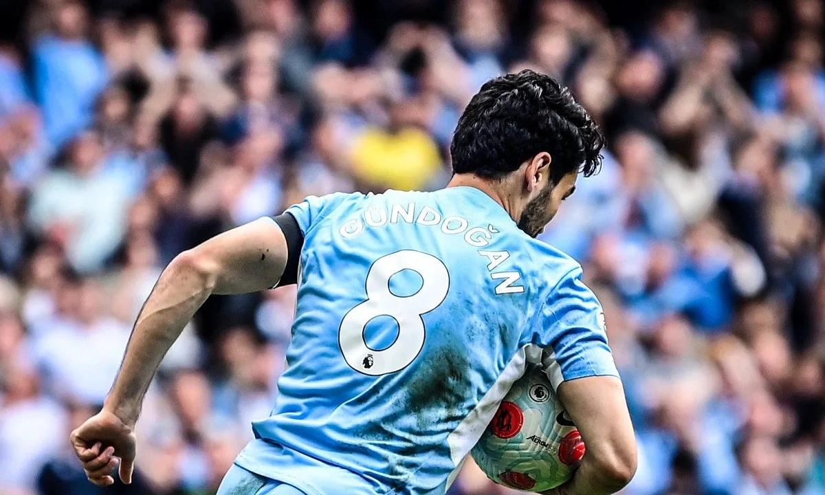 Premier League: Δέκα χρόνια μετά την ανατροπή τίτλου επί της QPR Rangers, οι «πολίτες» το έκαναν ξανά απέναντι στην Άστον Βίλα (3-2) και κατέκτησαν τον τίτλο - Ήρωας με δύο γκολ ο Τούρκος