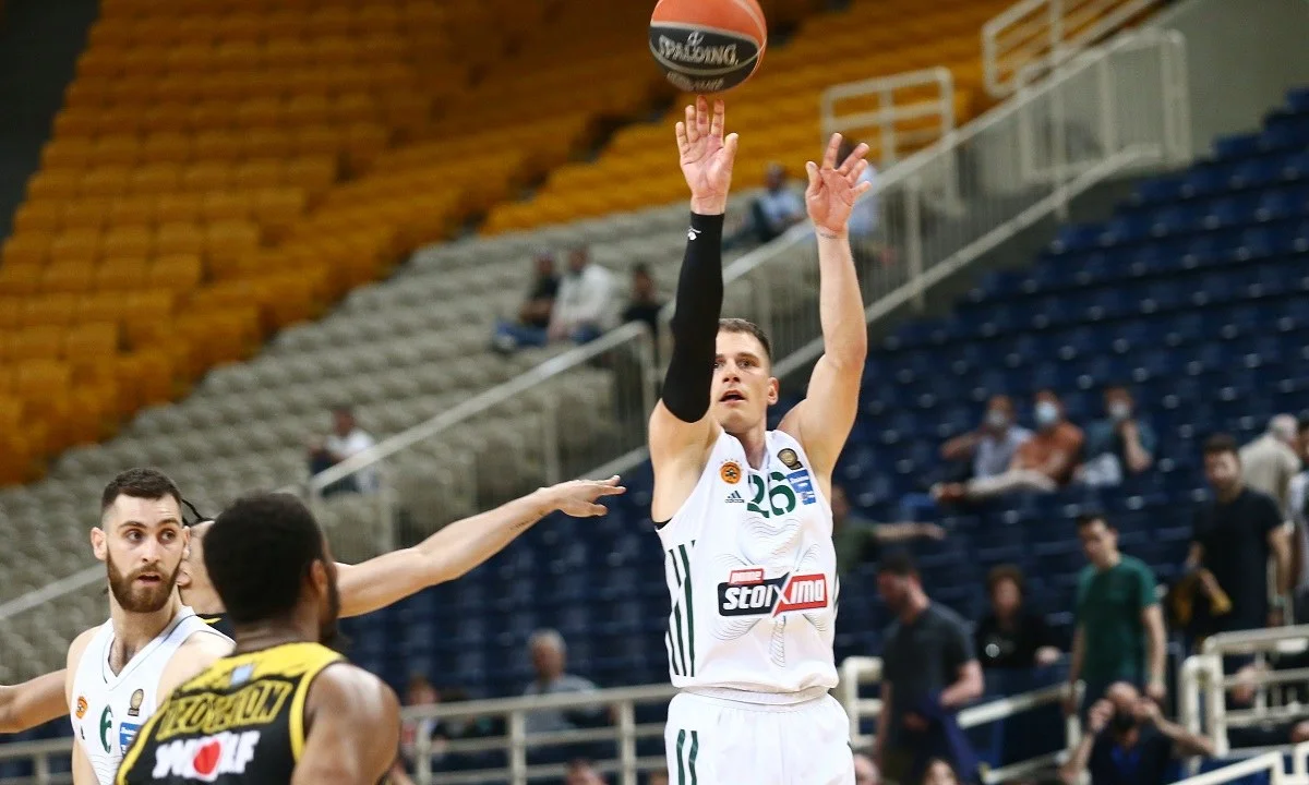 Τα πλέι οφ στην Basket League άρχισαν με τη Λάρισα να κλέβει την παράσταση με το break από τον πρώτο αγώνα στην έδρα του Κολοσσού.