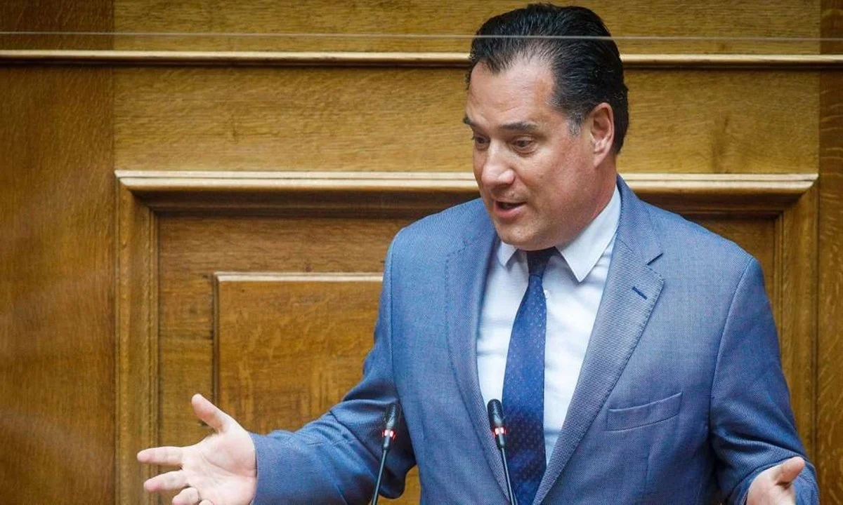 Πανηγυρίζει για προσέλκυση «επενδυτών» στο Νταβός ο Άδωνις Γεωργιάδης, την ώρα που θεωρεί επιτυχία του να παίρνουν μισθούς πείνας οι Έλληνες.