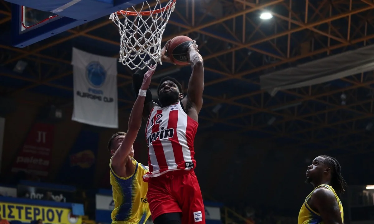 Περιστέρι - Ολυμπιακός 57-92: Ξέσπασε και προκρίθηκε στα ημιτελικά