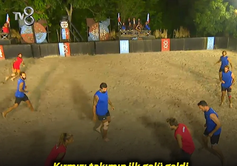 Survivor 29/5 spoiler: Μικρός αγώνας ποδοσφαίρου απόψε το βράδυ στο Survivor. Ποια ομάδα κερδίζει; Μπλε ή κόκκινη;