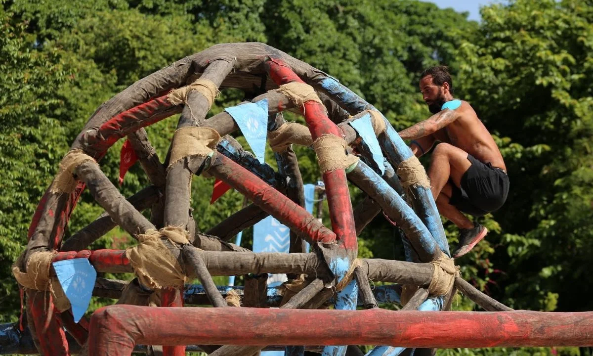 Survivor διαρροή 9/6: Οριστικό και επιβεβαιωμένο spoiler για την ομάδα που κερδίζει το έπαθλο στο Survivor την Πέμπτη. Μπλε ή κόκκινη;
