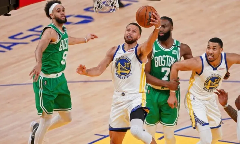Kαθημερινή δράση NBA στα Virtuals+ - Κάθε εβδομάδα και μία νέα προσφορά όλο τον Ιούνιο*