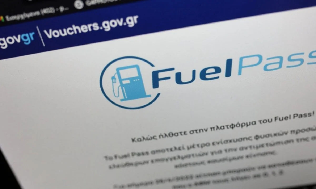 Fuel Pass: Με μέτρα-παρωδία επιχειρεί η κυβέρνηση να κατευνάσει τις αντιδράσεις του κόσμου για την ασυγκράτητη αύξηση των τιμών στα καύσιμα.