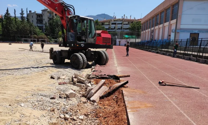 Δήμος Κηφισιάς: Φθηνές δικαιολογίες για το Ζηρίνειο - Ο Γιώργος Θωμάκος δεν μπορεί να μοιράσει δύο γαϊδάρων άχυρα