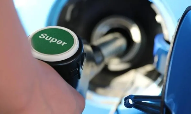 Fuel Pass: Έρχονται αυξήσεις στο επίδομα – Αυξάνονται και οι δικαιούχοι!
