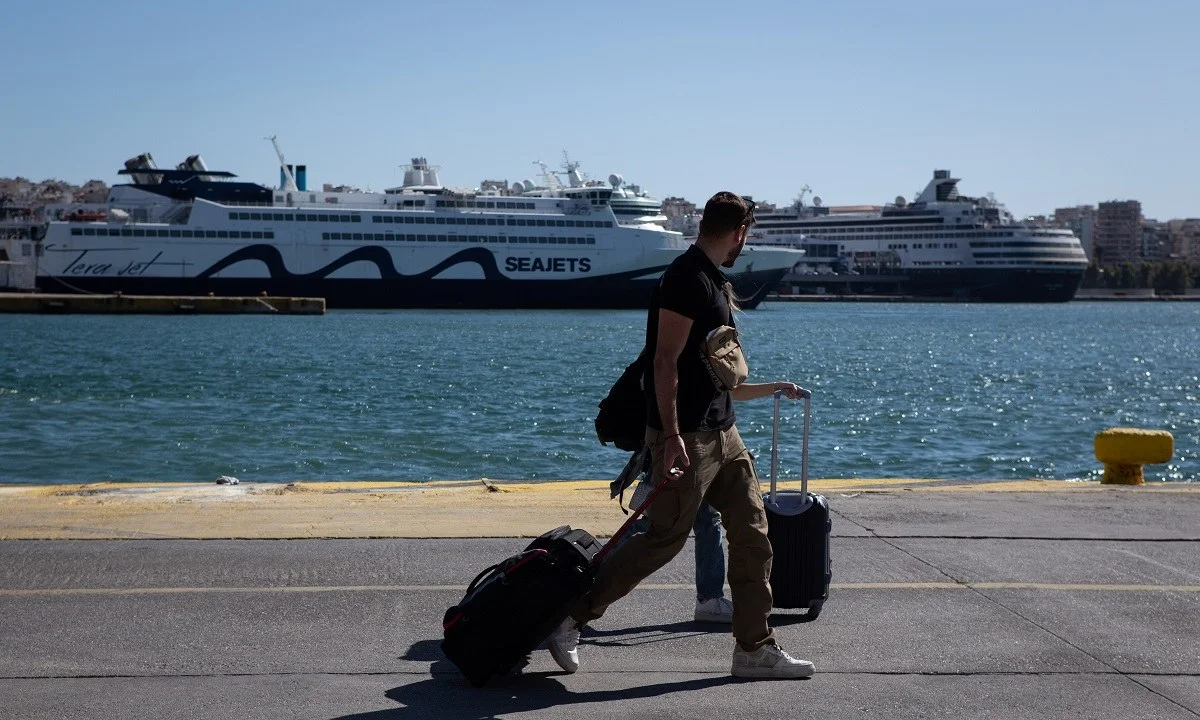 Την ώρα που οι τιμές στις παραλίες τσούζουν, το πρόγραμμα κοινωνικού τουρισμού «Τουρισμός για όλους» φαντάζει μια μικρή... όαση.